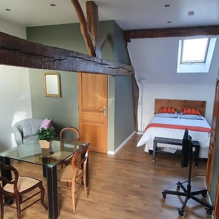 Bed and Breakfast Magnolia54 Louesme Exterior foto